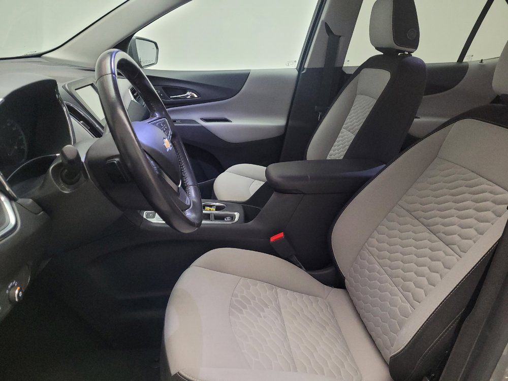 Used 2018 Chevrolet Equinox LT image 17