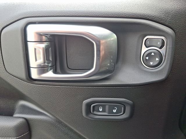 New 2025 Jeep Wrangler Sport S image 9