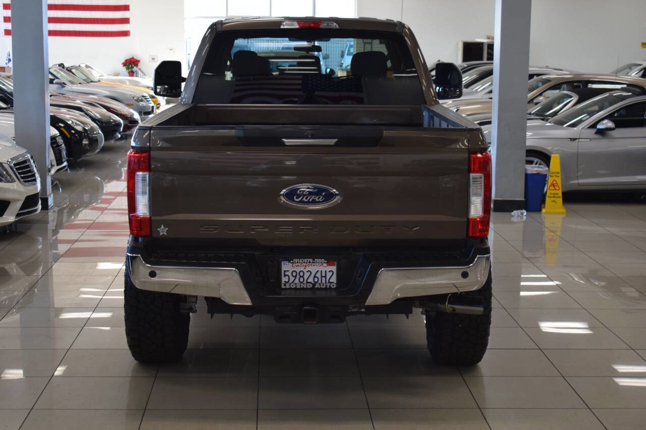 Used 2017 Ford F350 XLT w/ XLT Premium Package image 21