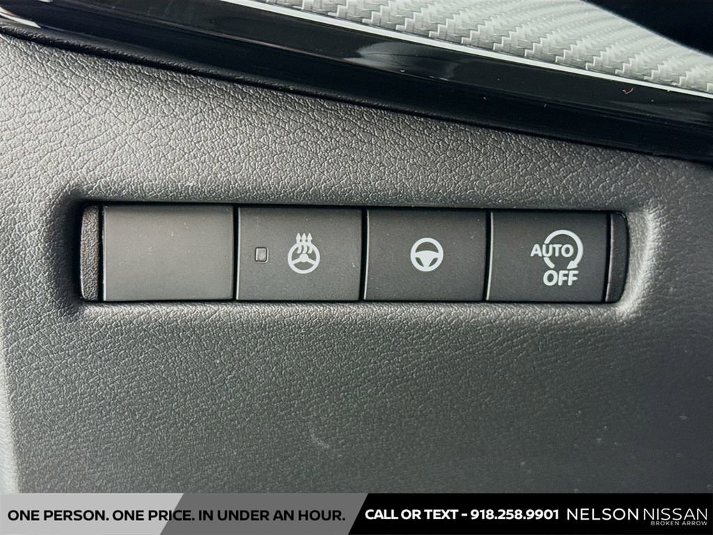 New 2026 Nissan Kicks SR w/ SR Premium Package FWD image 10