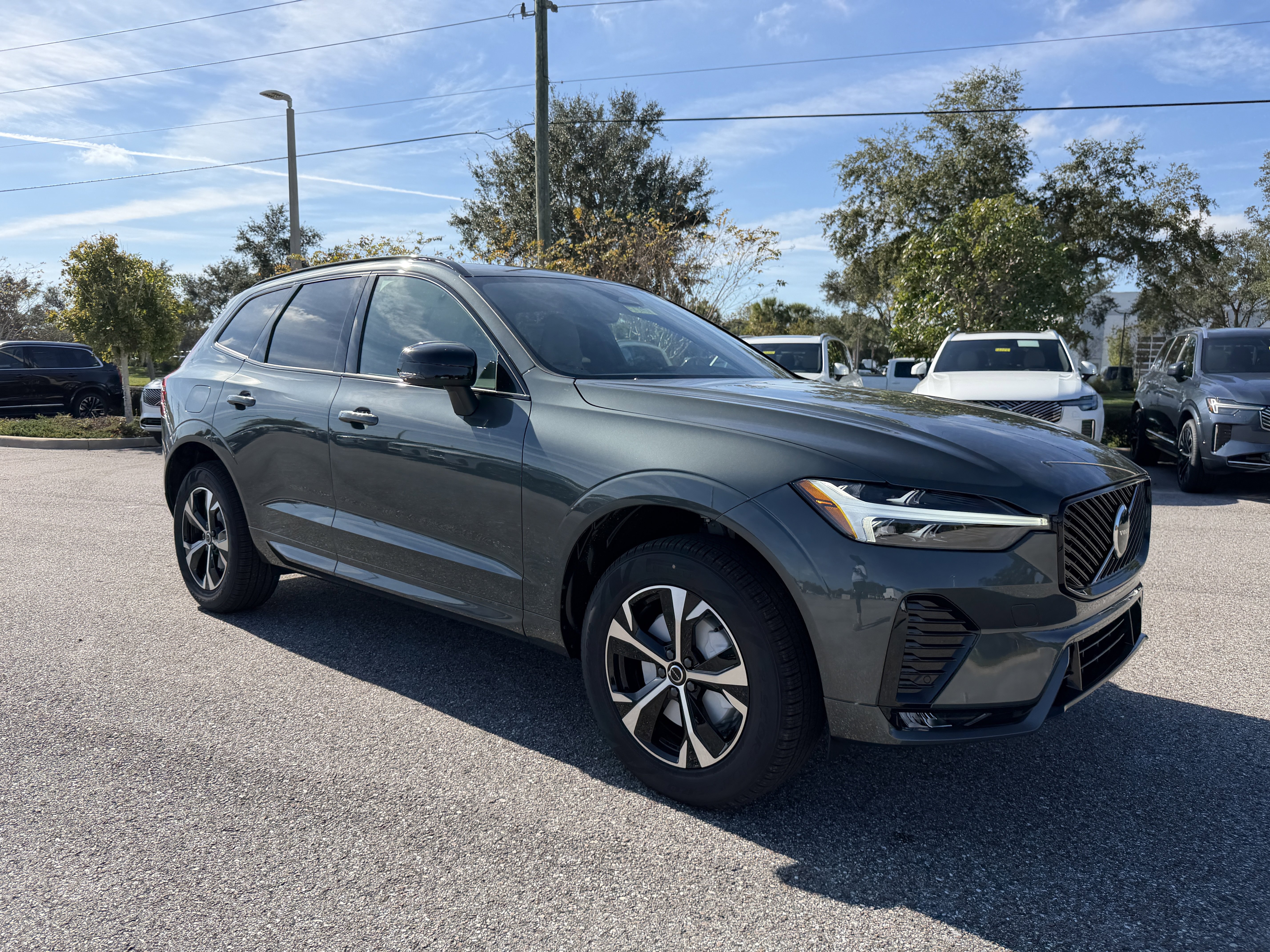 New 2026 Volvo XC60 B5 Core w/ Protection Package AWD/4WD video 1