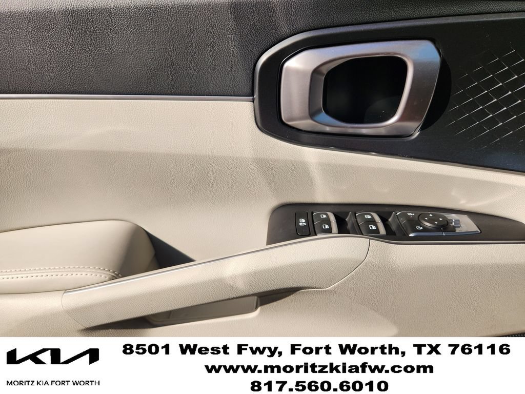 Certified 2025 Kia Sorento S AWD/4WD image 22
