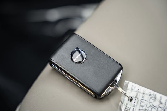 New 2026 Volvo XC60 B5 Plus w/ Protection Package Premier image 45