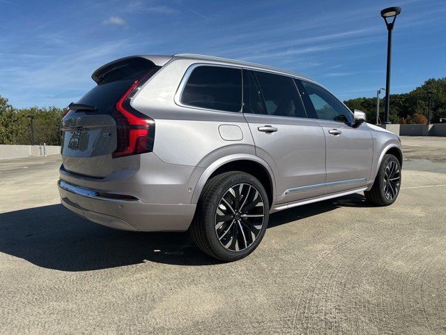 New 2026 Volvo XC90 B5 Plus image 7