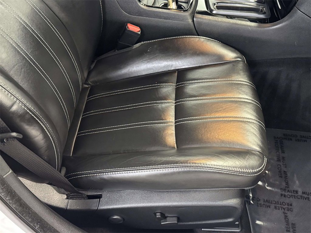 Used 2022 Chrysler 300 S image 11