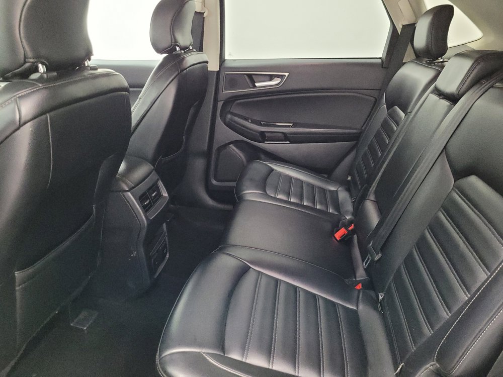 Used 2019 Ford Edge SEL w/ Equipment Group 201A FWD image 18