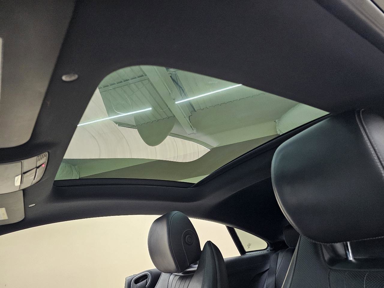 Used 2018 Mercedes-Benz E 400 4MATIC Coupe w/ Premium 3 Package image 36