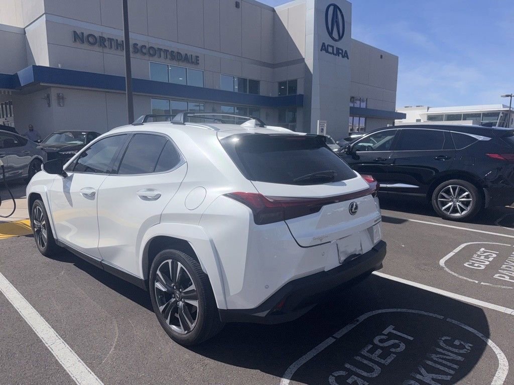 Used 2024 Lexus UX 250h 250h Premium image 5