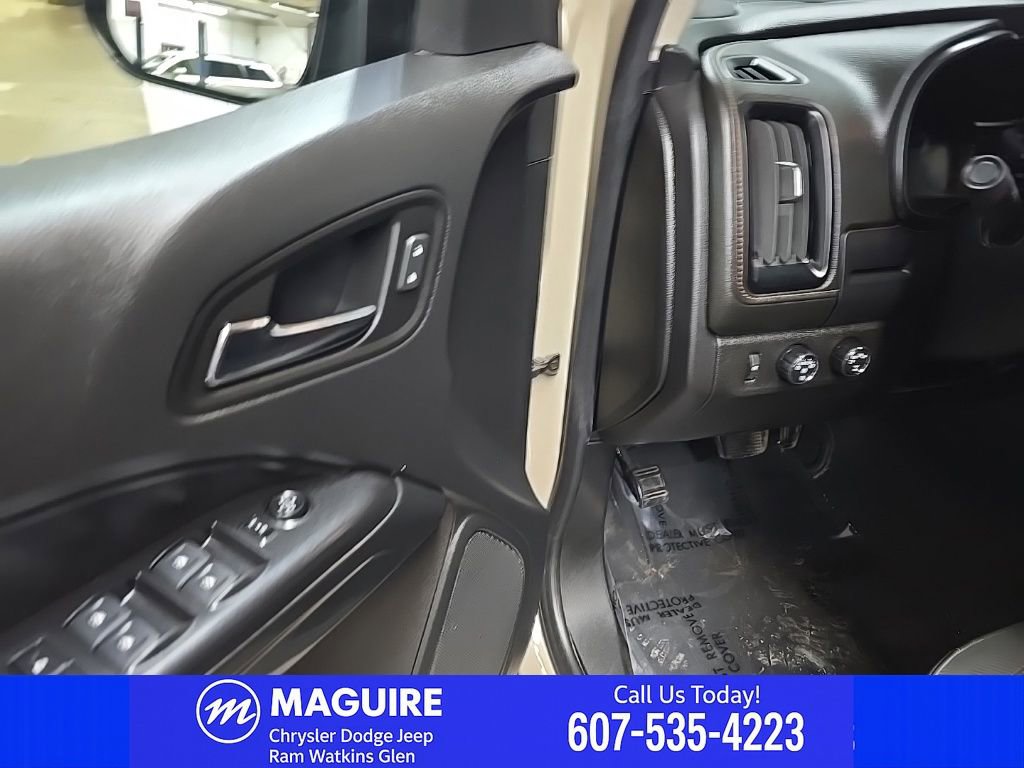 Used 2021 GMC Canyon AT4 w/ Driver Alert Package AWD/4WD image 30