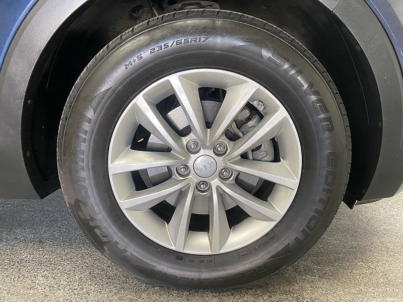 Used 2018 Kia Sorento LX image 26