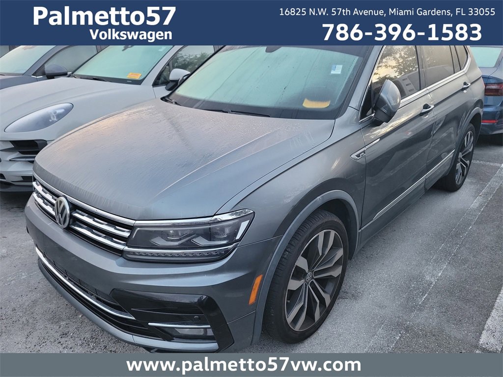 Used 2018 Volkswagen Tiguan SEL Premium w/ R-Line Package image 1