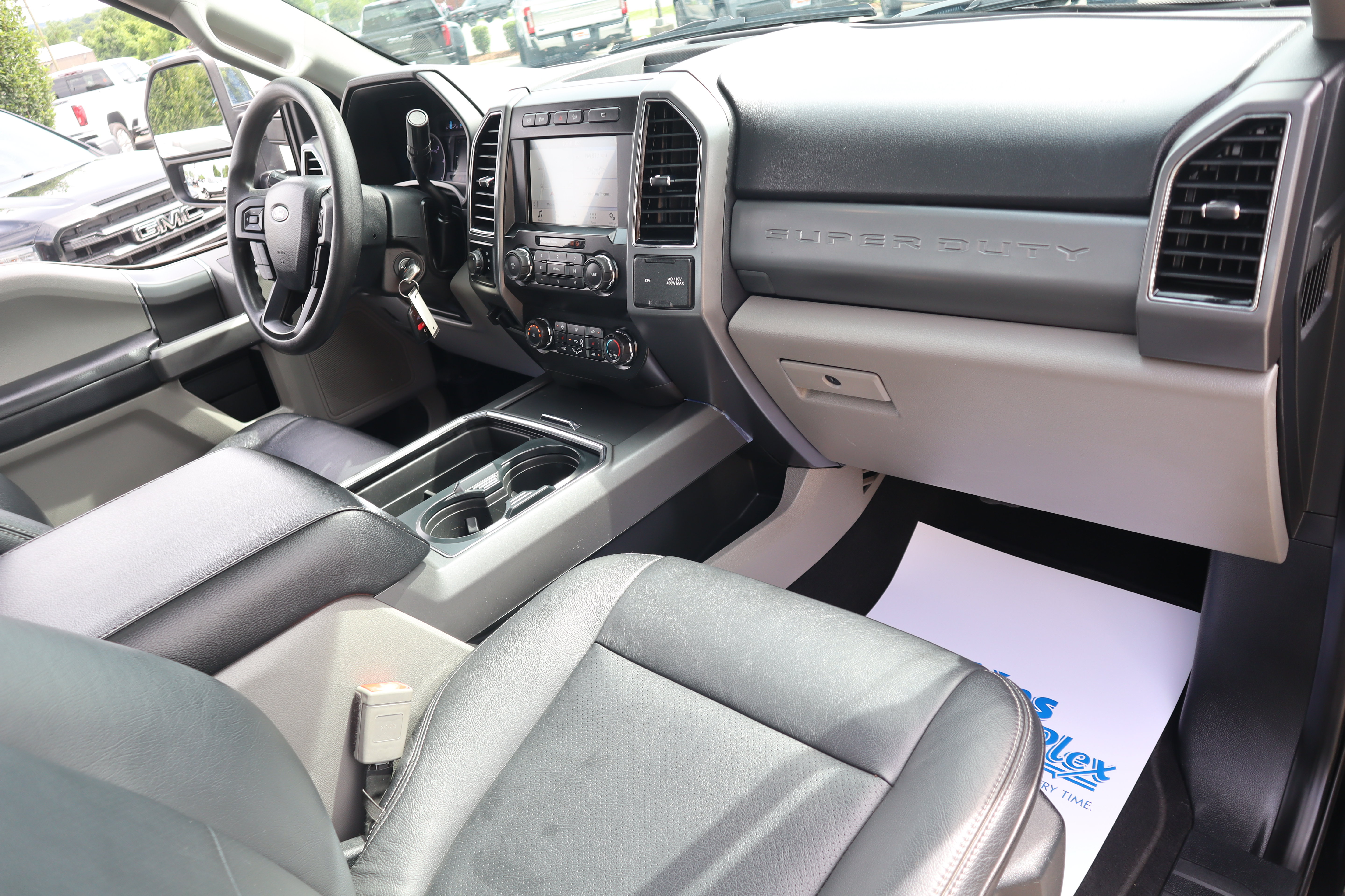 Used 2019 Ford F350 XLT w/ XLT Premium Package AWD/4WD image 32