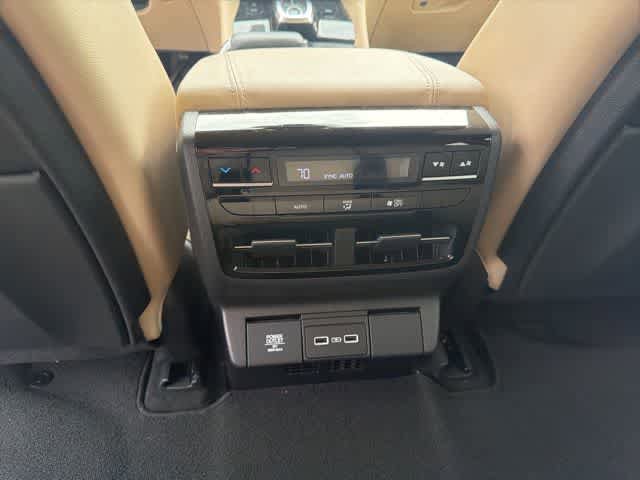 Used 2024 Acura MDX FWD image 27