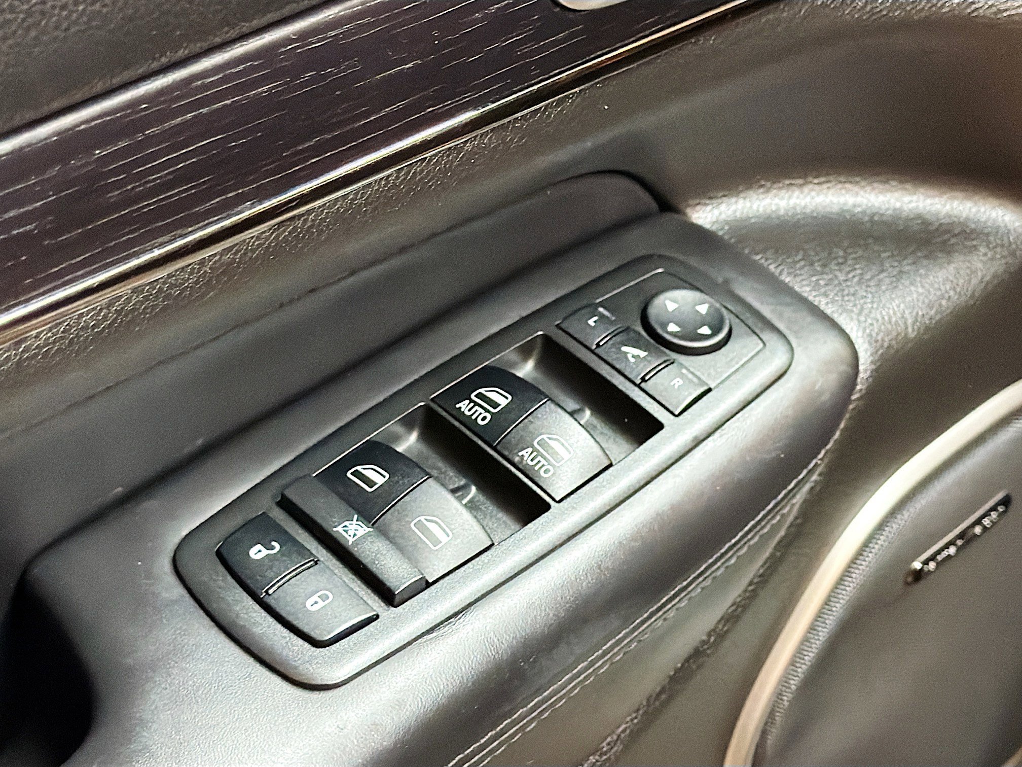 Used 2018 Jeep Grand Cherokee High Altitude image 15