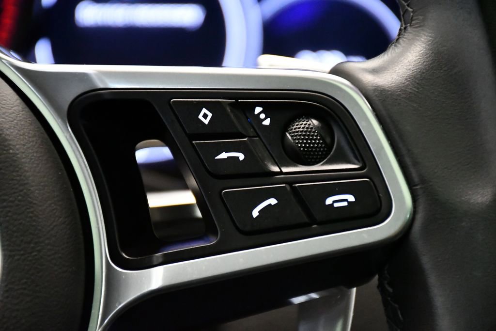 Used 2022 Porsche Cayenne image 28