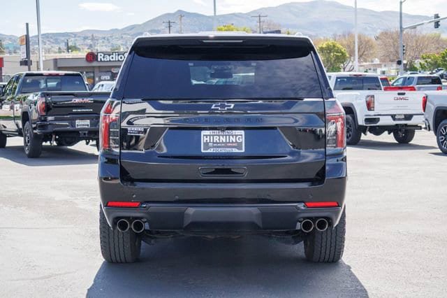 Used 2025 Chevrolet Suburban Z71 AWD/4WD image 4