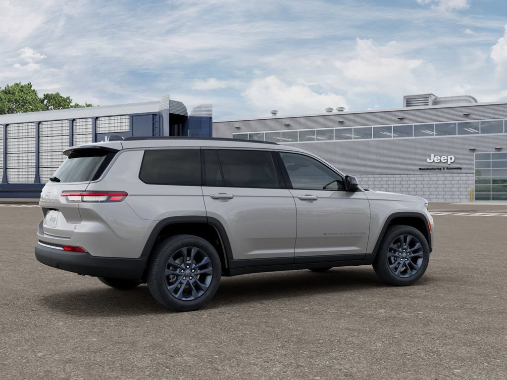 New 2026 Jeep Grand Cherokee L Limited AWD/4WD image 4