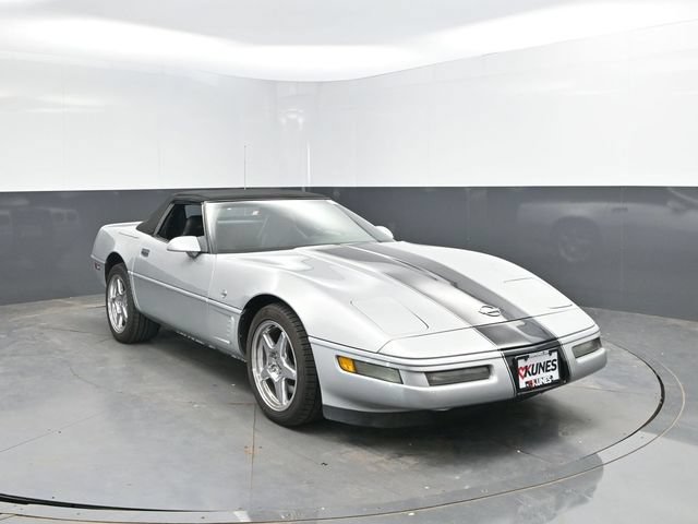 Used 1996 Chevrolet Corvette Convertible RWD image 4