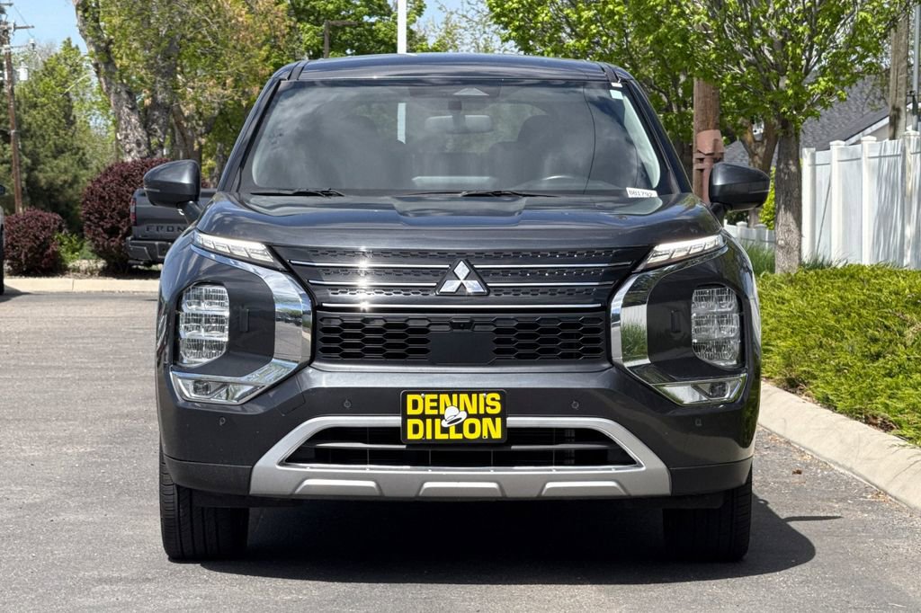 Used 2024 Mitsubishi Outlander SE AWD/4WD image 9