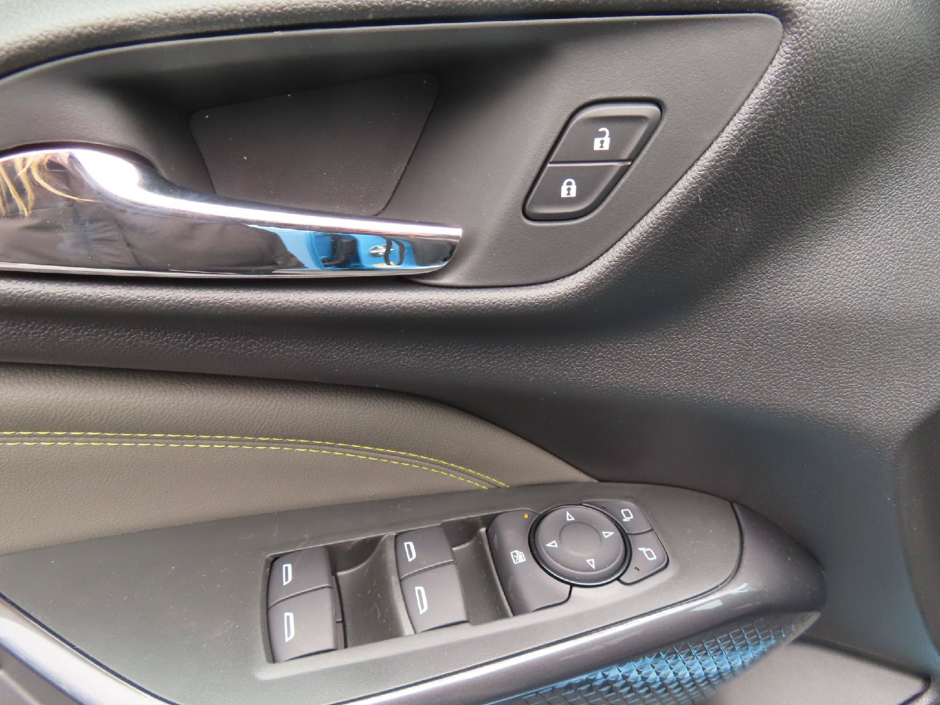 New 2026 Chevrolet Trax ACTIV w/ Driver Confidence Package FWD image 13