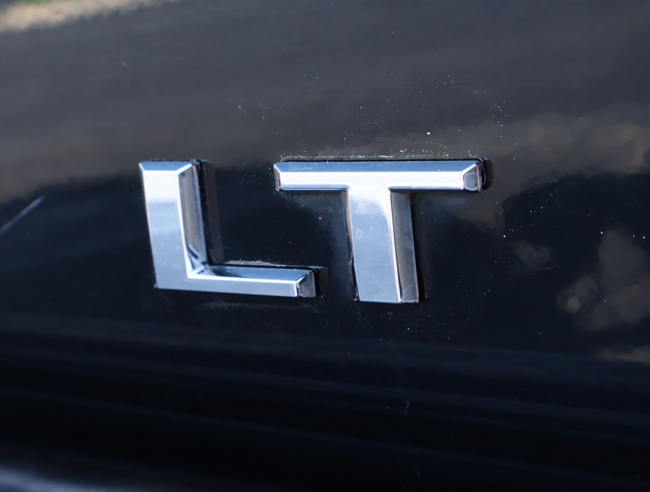 Used 2024 Chevrolet Suburban LT AWD/4WD image 6