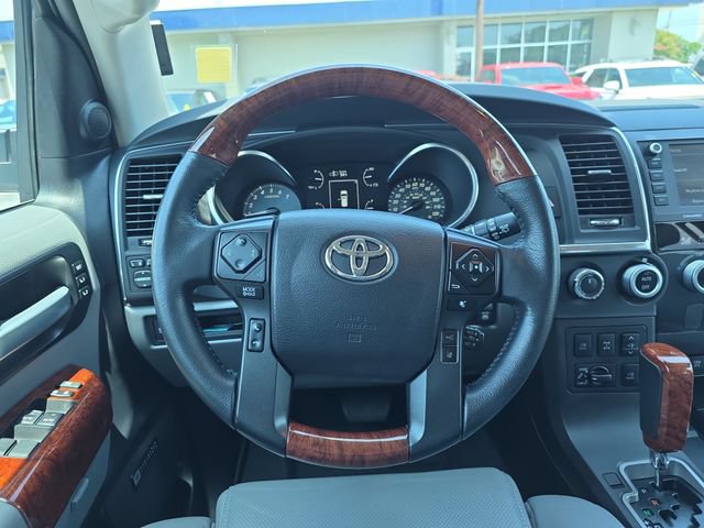 Used 2021 Toyota Sequoia Platinum AWD/4WD image 15