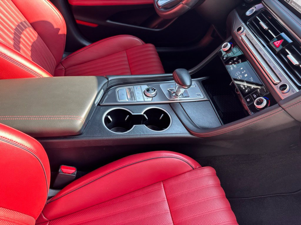 Used 2025 Genesis G70 2.5T w/ Sport Prestige Package RWD image 34
