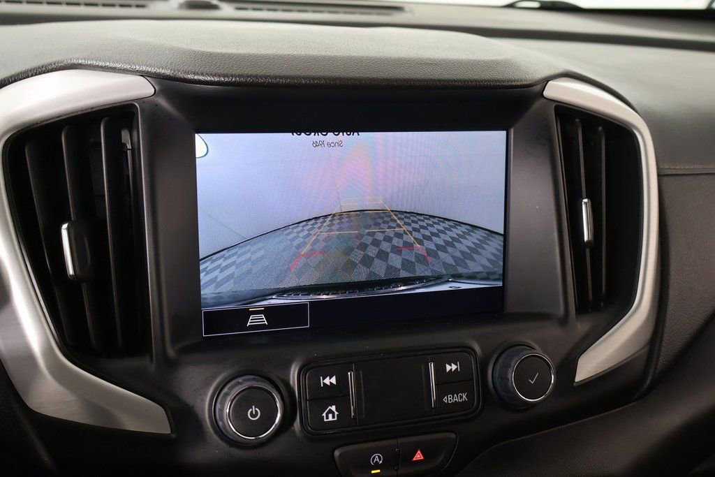 Used 2024 GMC Terrain SLT image 6