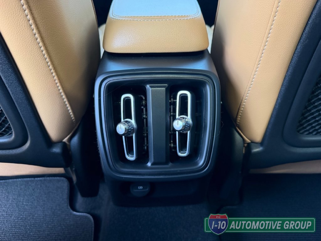 Used 2019 Volvo XC40 T5 Inscription AWD/4WD image 21