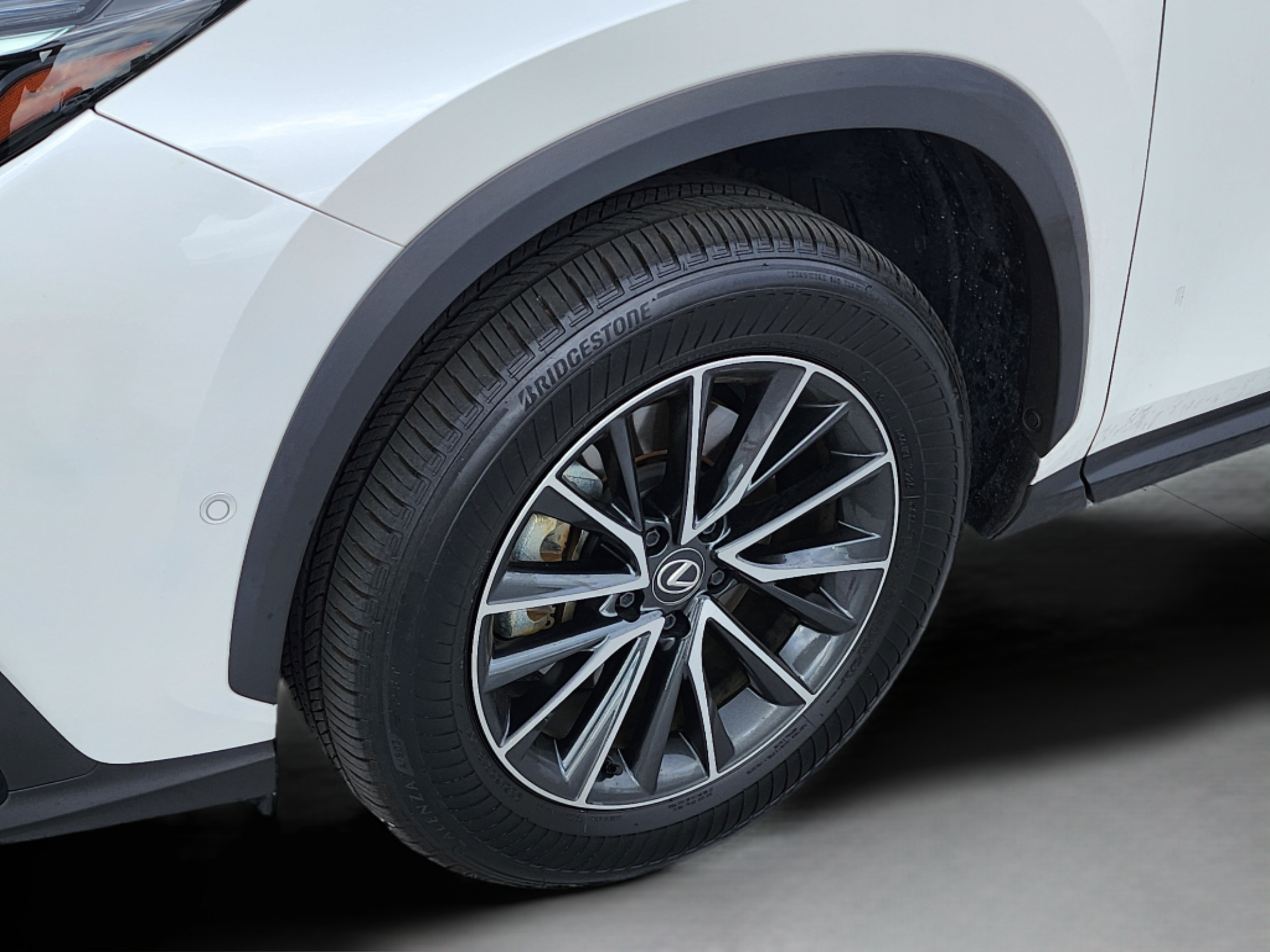 Used 2024 Lexus NX 350h AWD w/ Vision Package image 34
