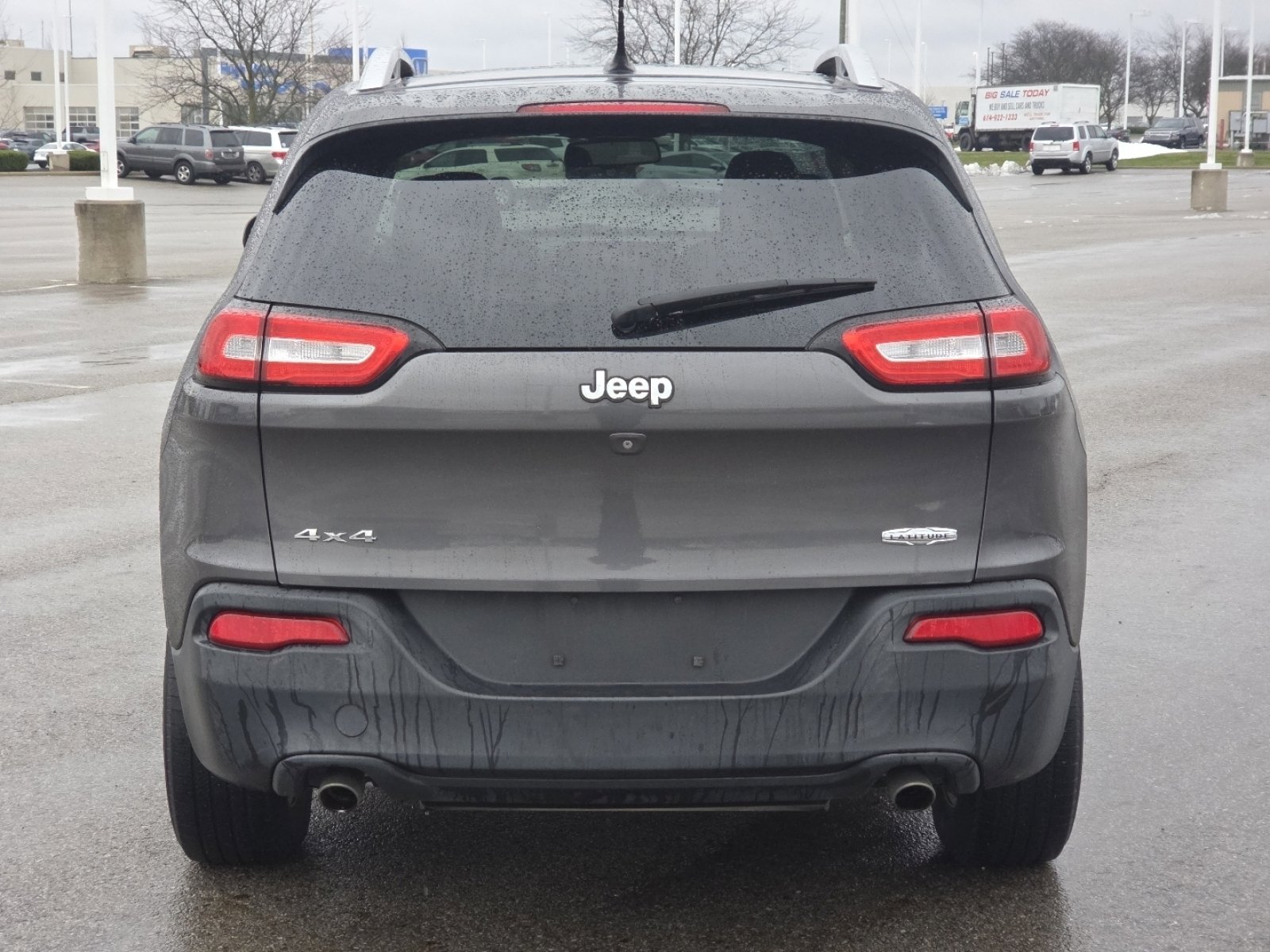 Used 2014 Jeep Cherokee Latitude w/ Comfort/Convenience Group image 16