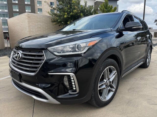 Used 2018 Hyundai Santa Fe Limited w/ Cargo Package image 1