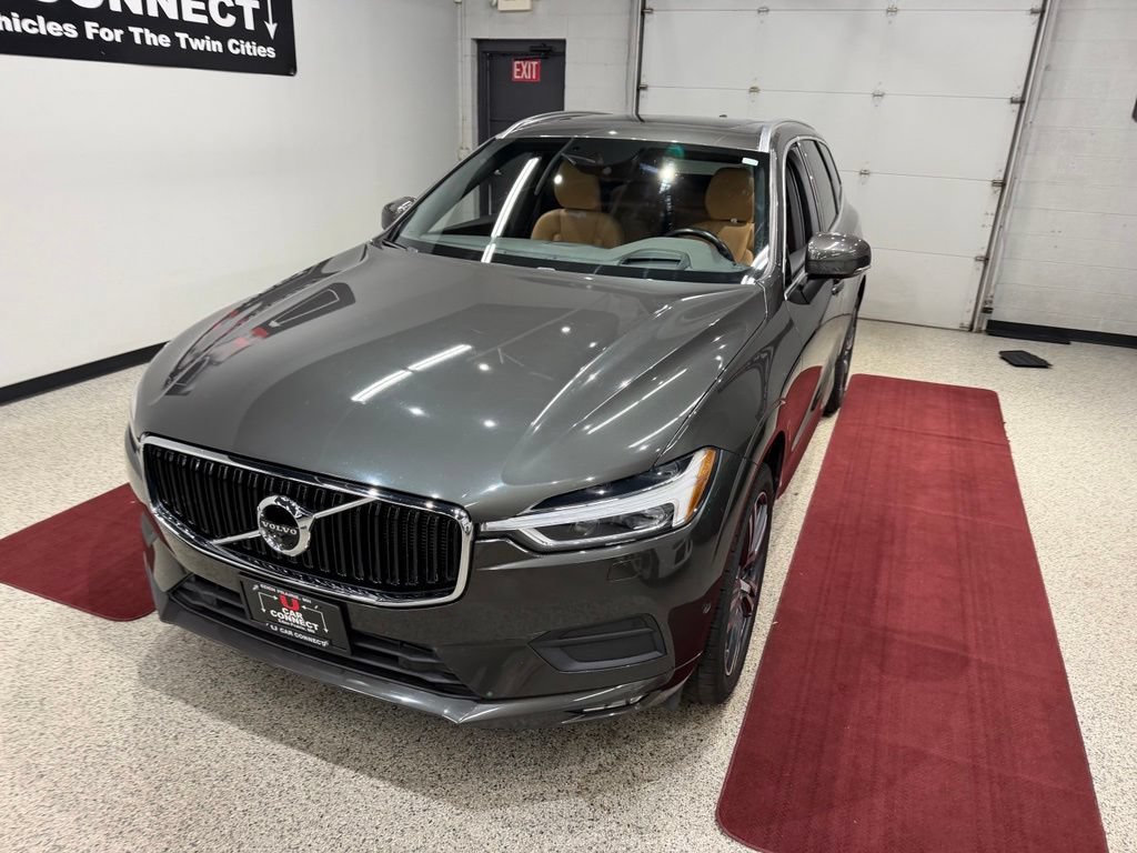 Used 2019 Volvo XC60 T6 Momentum w/ Advanced Package AWD/4WD image 4