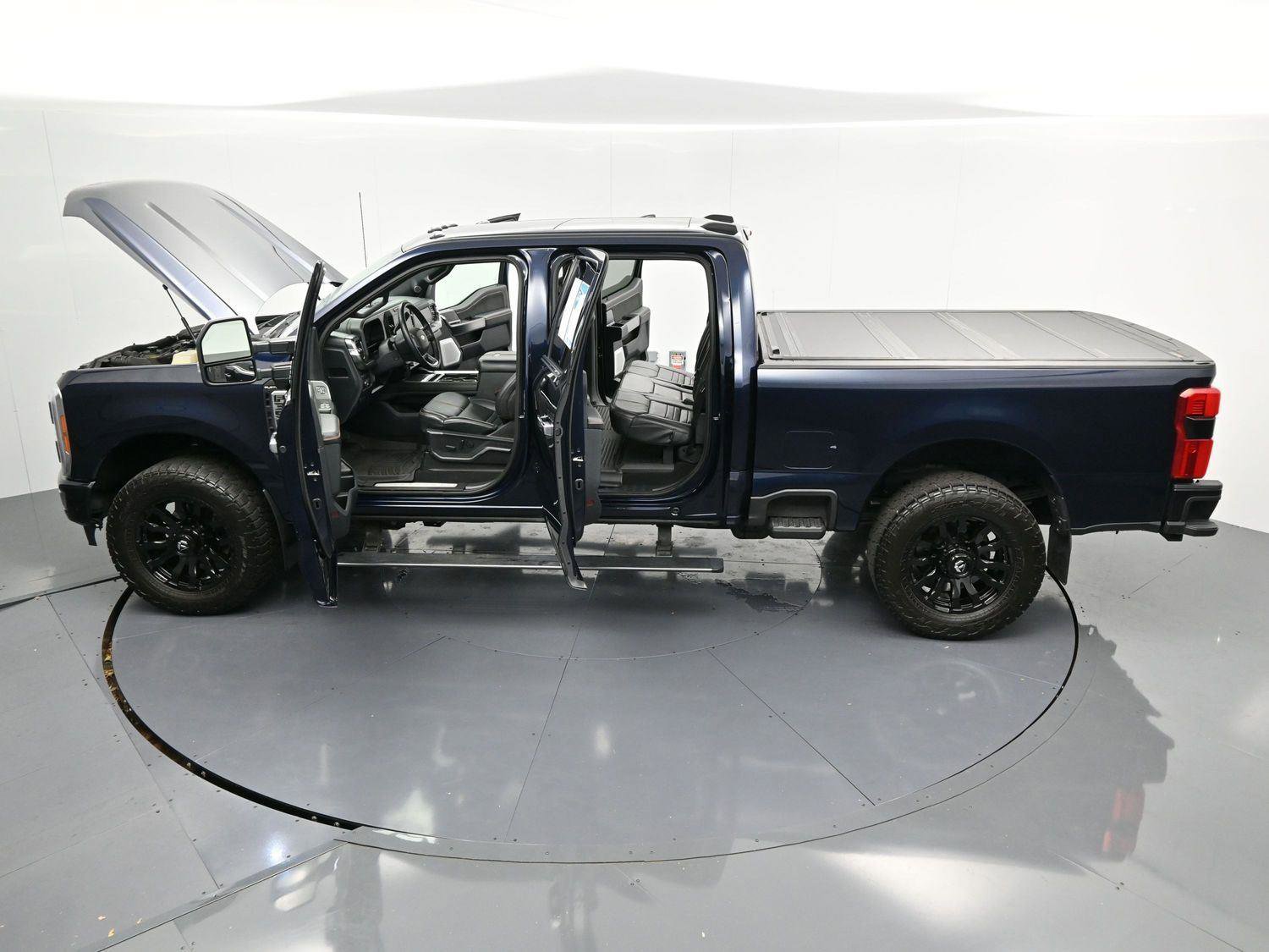 Used 2023 Ford F350 Platinum image 41