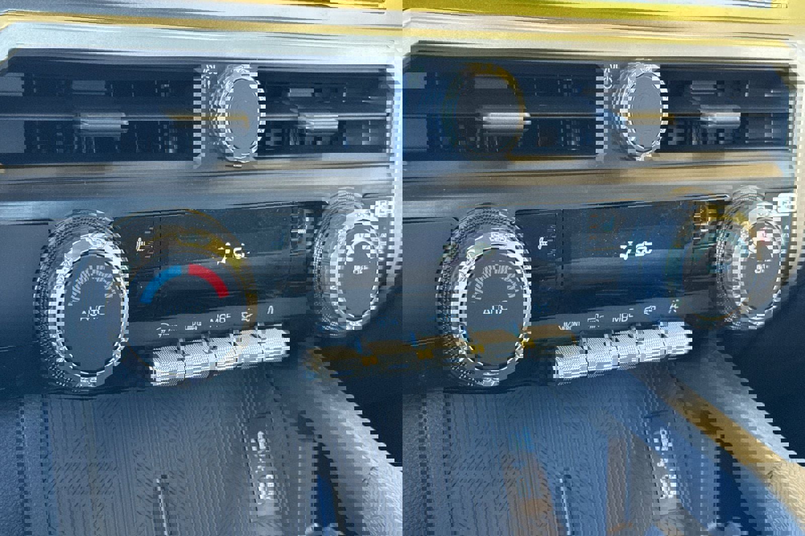 New 2025 Toyota Tacoma TRD Off-Road image 22