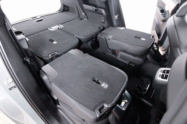 Certified 2025 Volvo XC90 B6 Plus w/ Protection Package Premier image 32