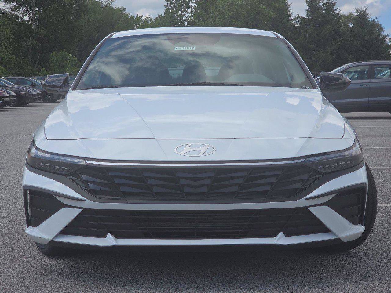 New 2026 Hyundai Elantra Sport FWD image 29