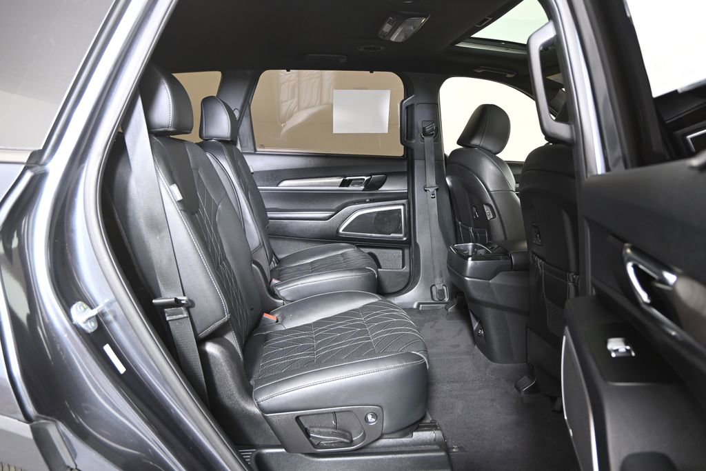Used 2024 Kia Telluride EX X-Line image 16