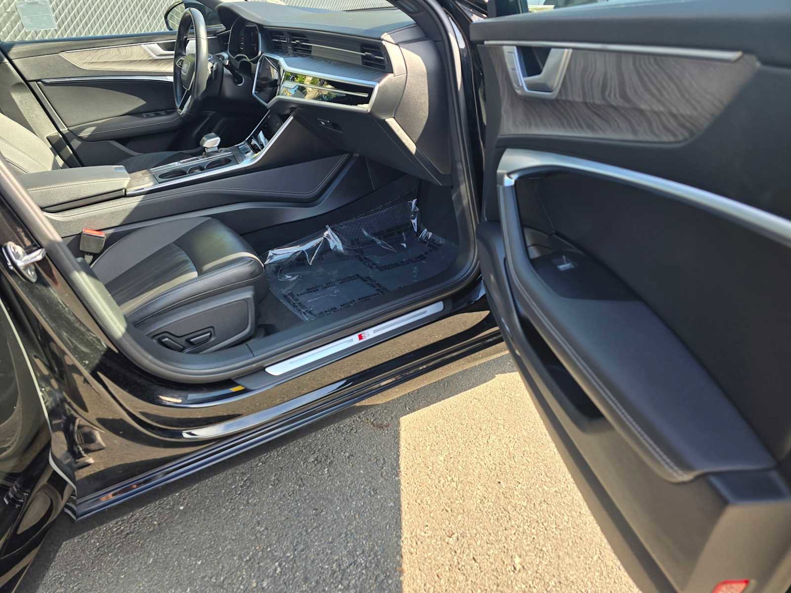 Used 2024 Audi A6 Premium Plus image 10