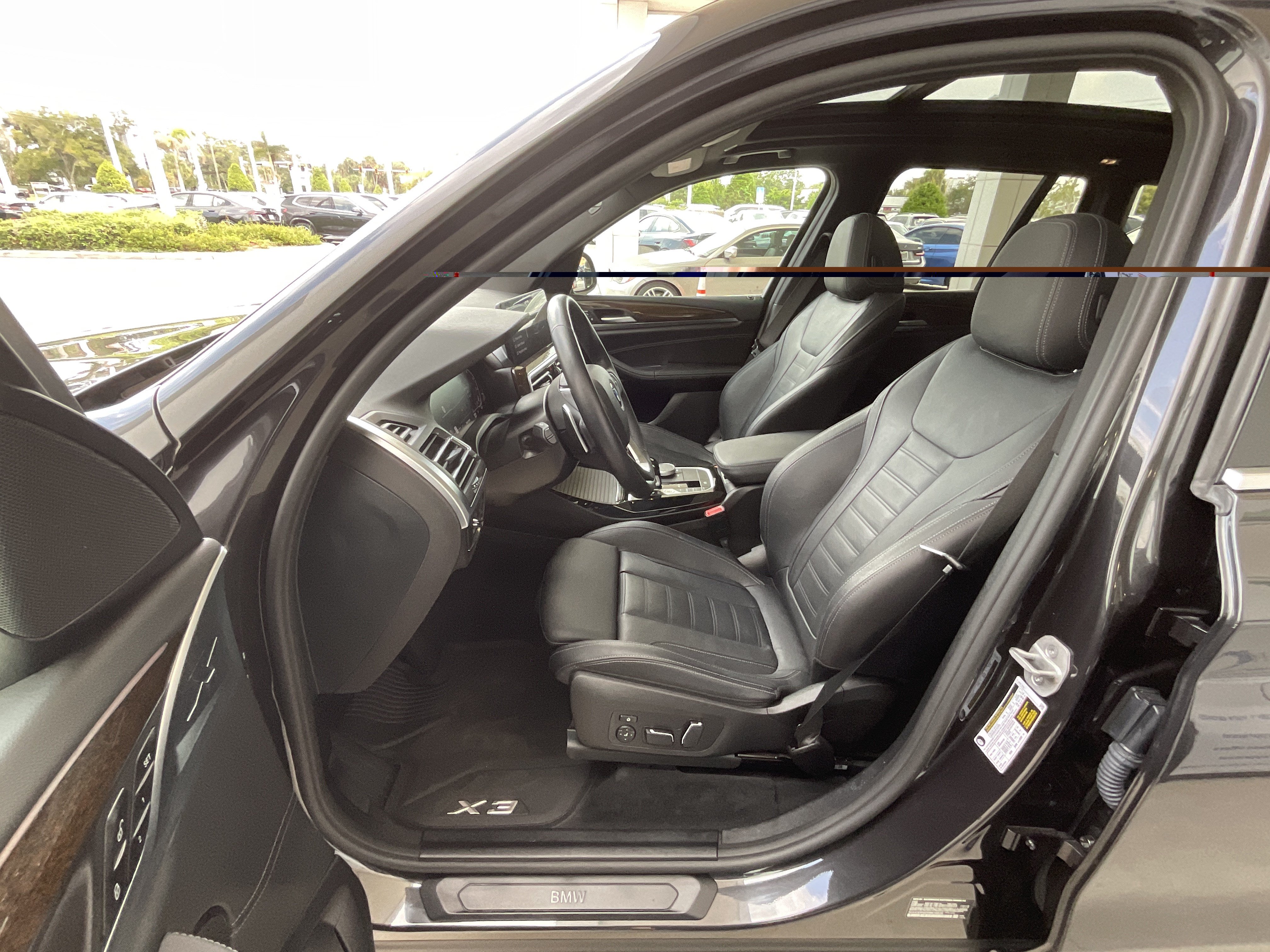 Used 2024 BMW X3 sDrive30i w/ Premium Package RWD image 10