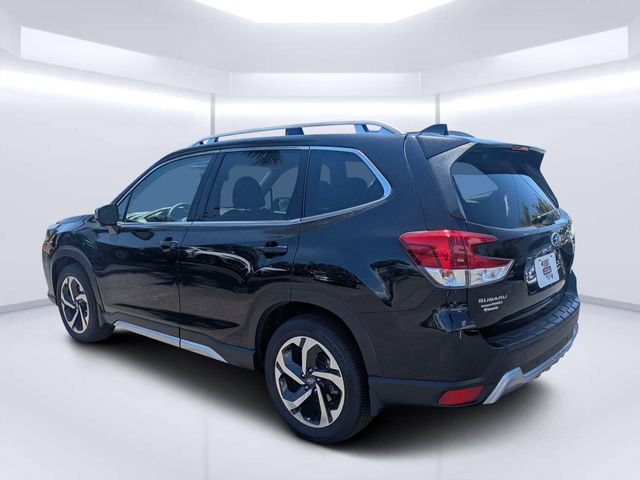 Used 2022 Subaru Forester Touring w/ Popular Package #3 AWD/4WD image 5