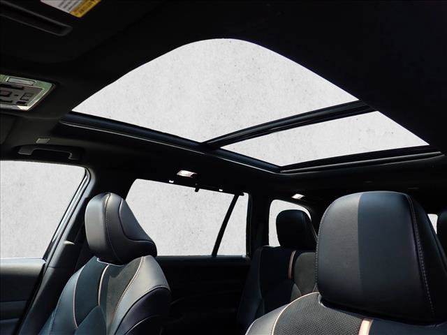 Certified 2025 Toyota Grand Highlander AWD Hybrid image 16