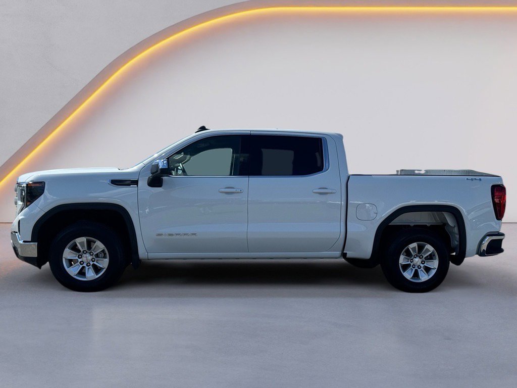 Used 2024 GMC Sierra 1500 SLE AWD/4WD image 4