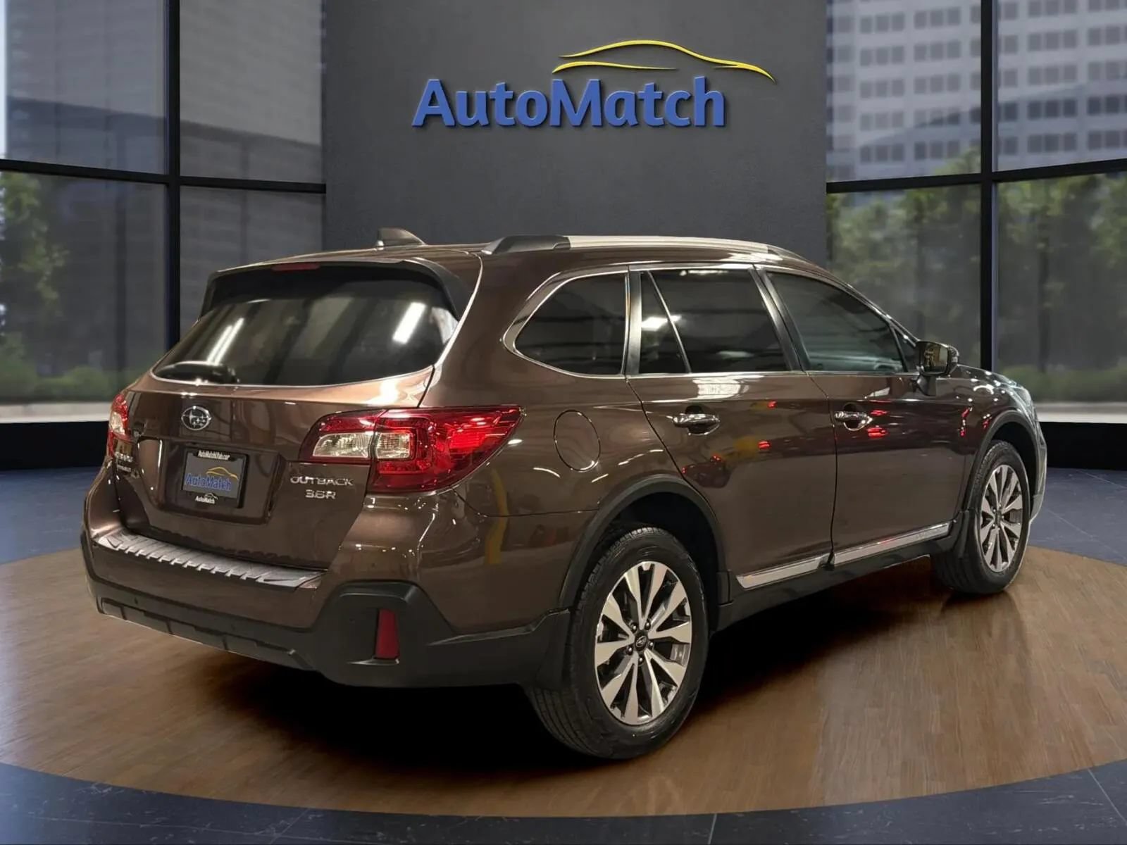 Used 2019 Subaru Outback 3.6R Touring w/ Protection Package #1 AWD/4WD image 10