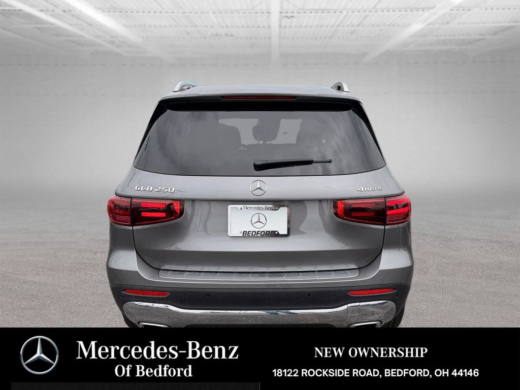 New 2026 Mercedes-Benz GLB 250 4MATIC image 5