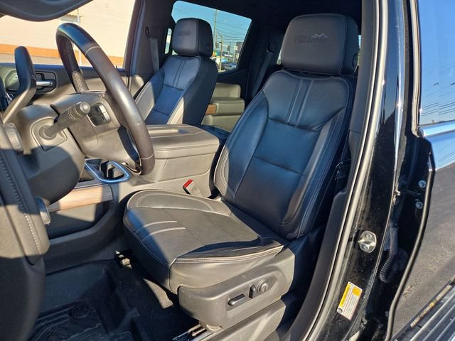 Used 2021 Chevrolet Silverado 1500 High Country w/ Technology Package AWD/4WD image 11
