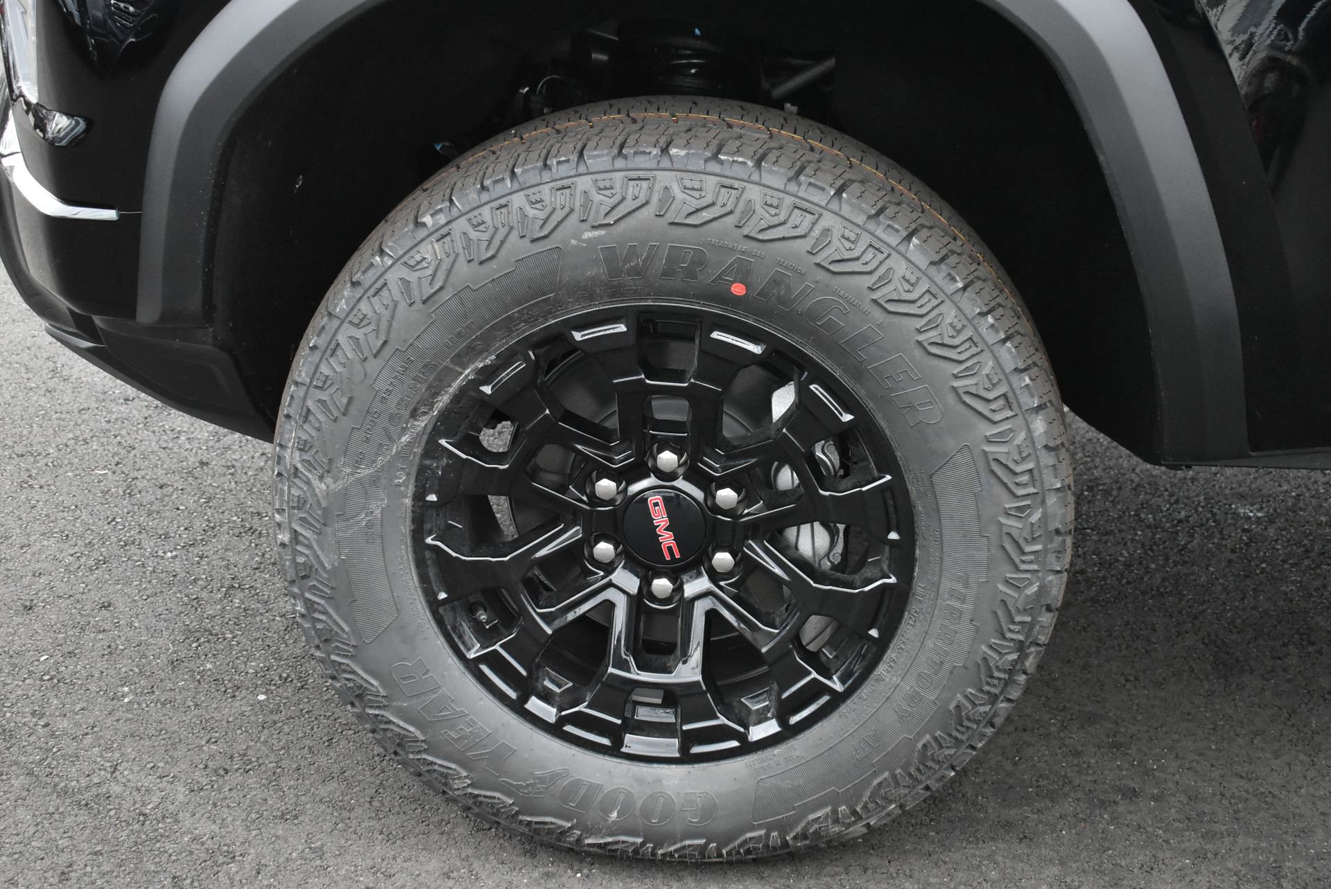New 2026 GMC Canyon Elevation AWD/4WD image 11
