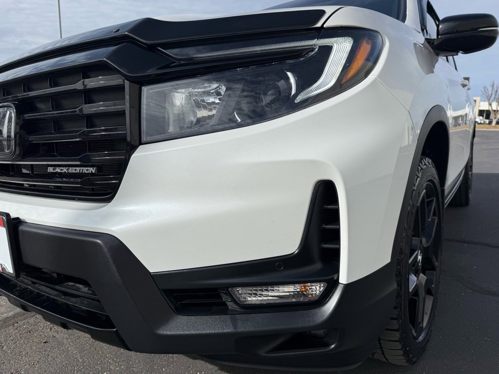 Used 2025 Honda Passport Black Edition image 11