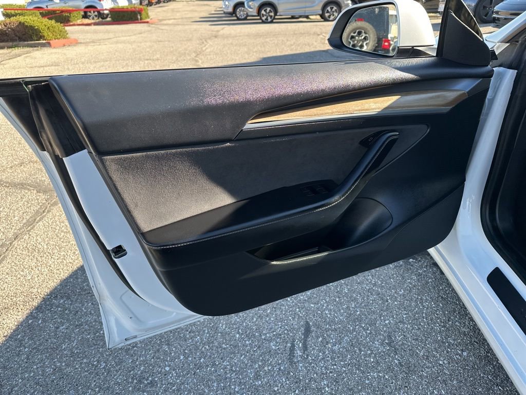 Used 2021 Tesla Model 3 Long Range image 19