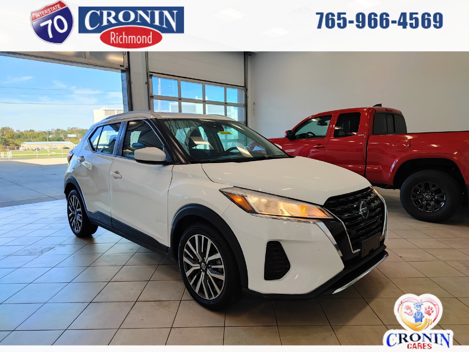 Used 2021 Nissan Kicks SV FWD image 1